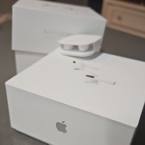 Apple AirPods Pro with Sleek White Finish